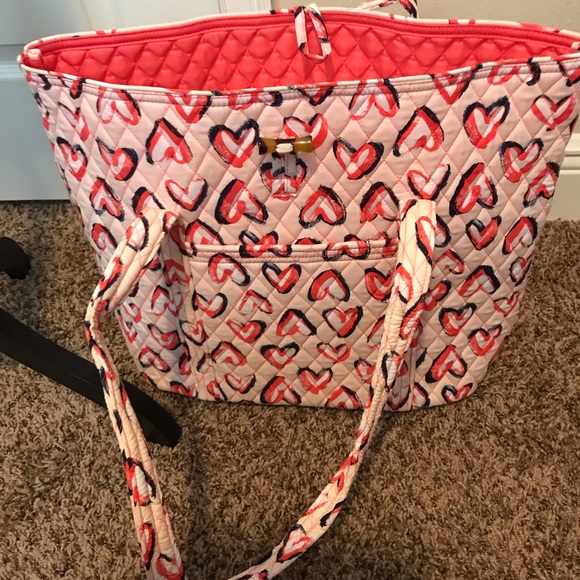 NWT 🛍 Vera Bradley hearts in pink large tote bag - Picture 3 of 4